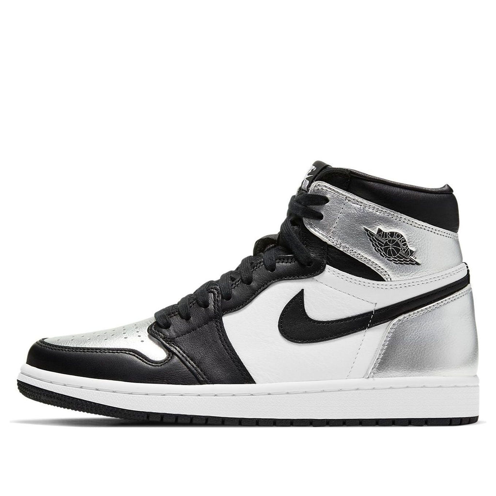 (WMNS) Air Jordan 1 Retro High OG 'Silver Toe' CD0461-001 Retro Basketball Shoes  -  KICKS CREW
